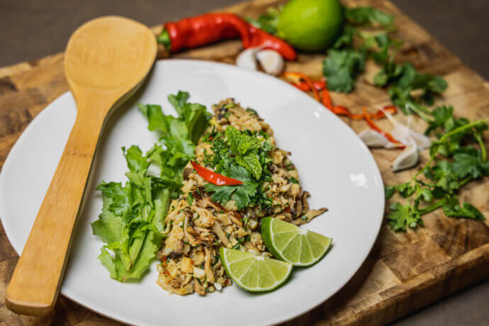 Larb lettuce wraps