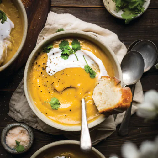 Roasted vegetable soup with turmeric and ginger
