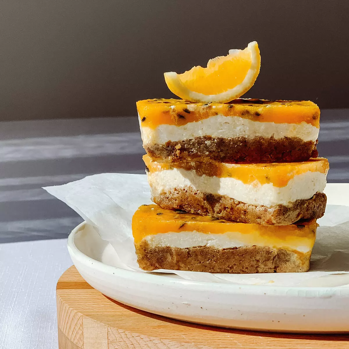 Raw passion fruit and lemon cheesecake bars