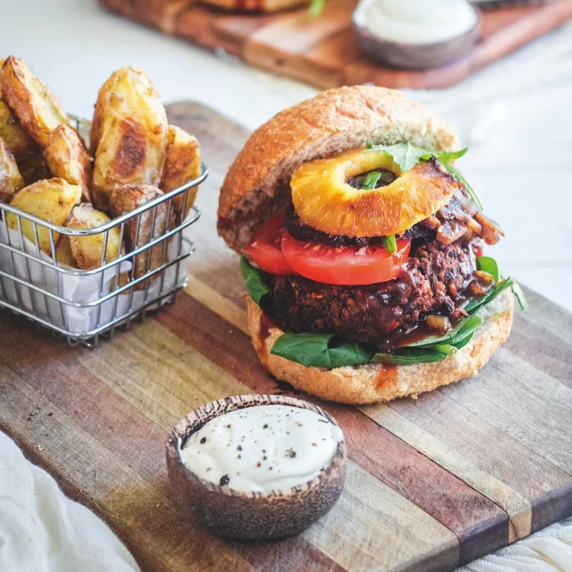Black bean burger and wedges