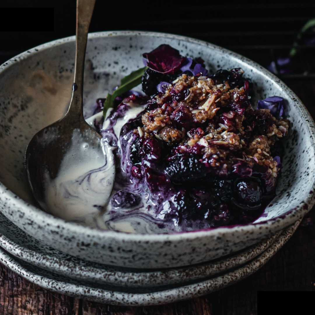 Mixed berry crumble